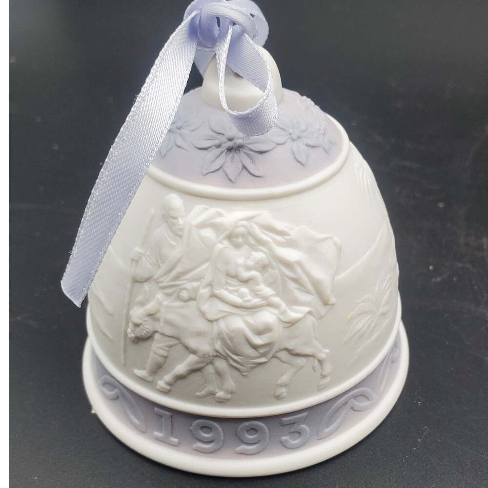 Lladro 1993 Christmas Bell Ornament Porcelain Nativity Scene